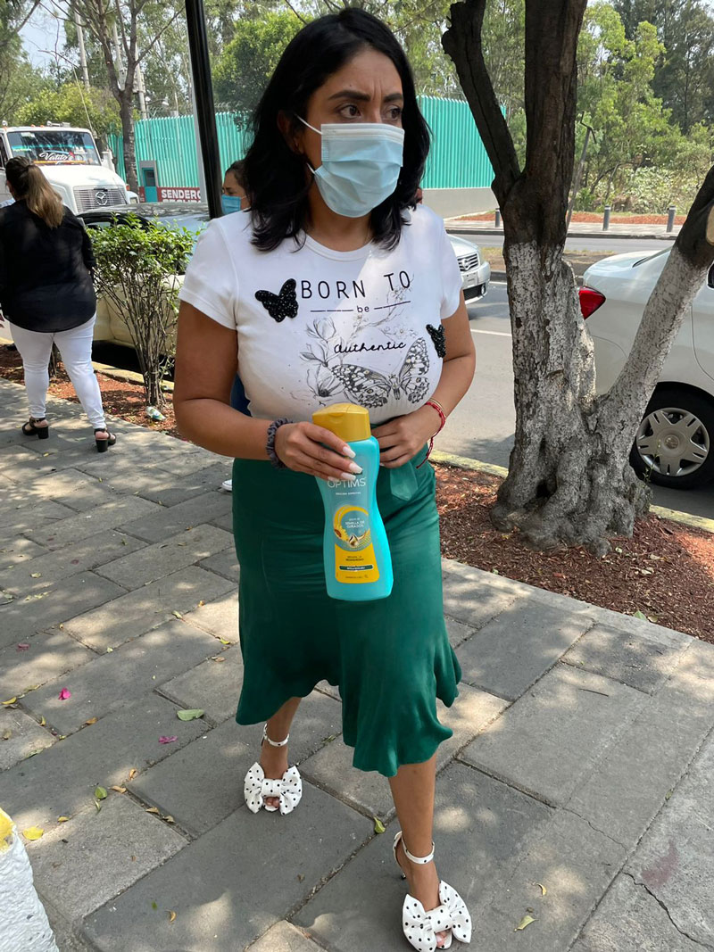 Primera donación de Fundación Ada Vuela Libre al asilo Casa Madre Teresa