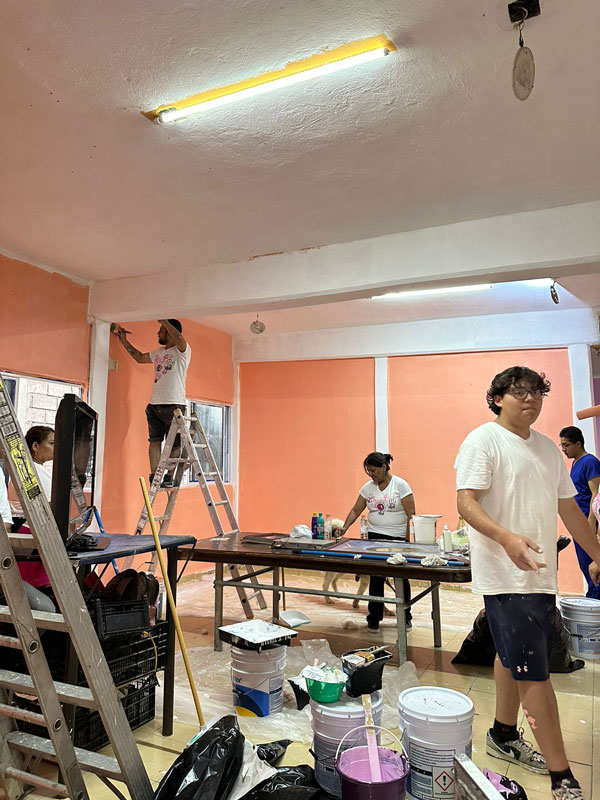 ayudando al albergue una esperanza de vida